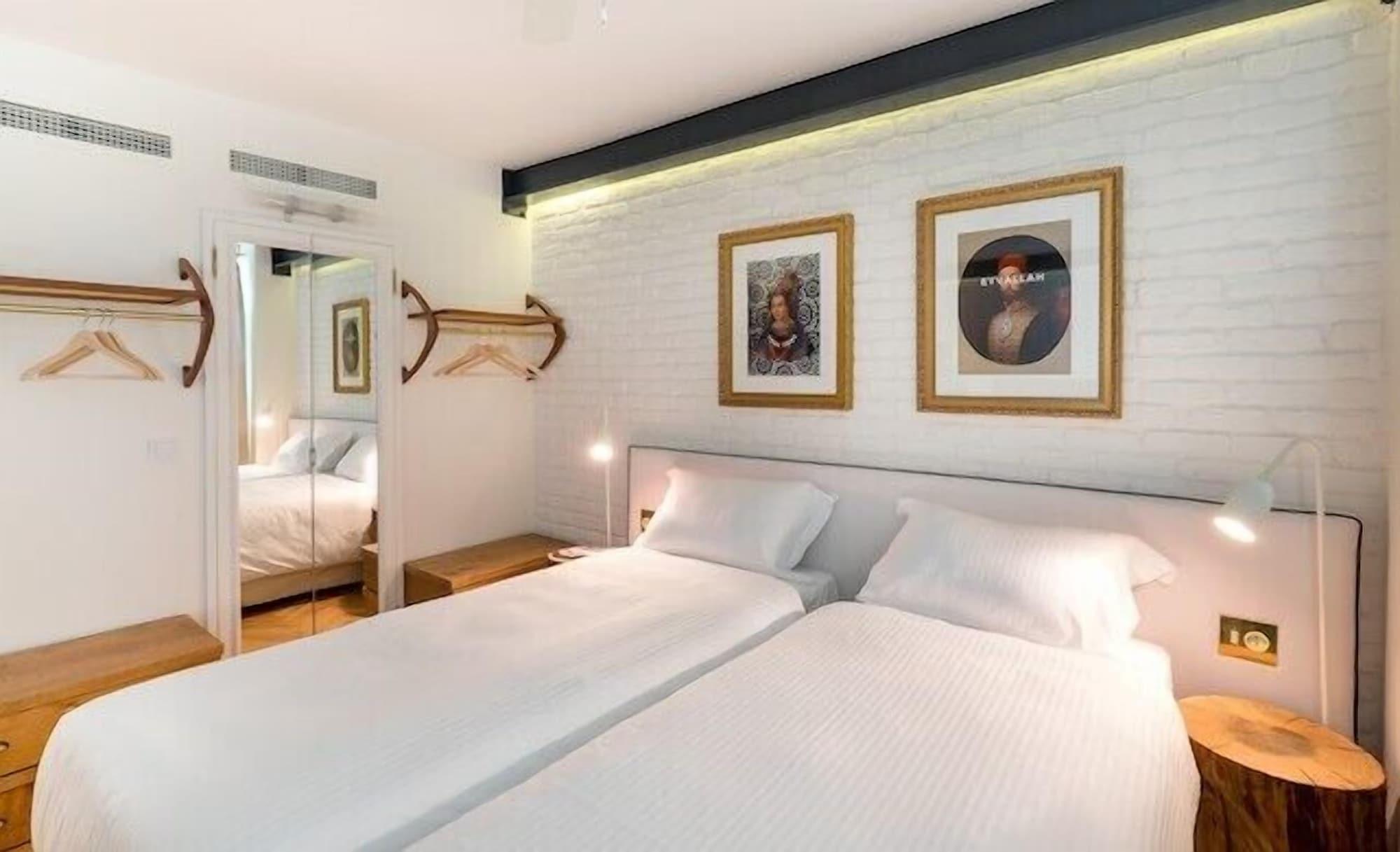 Pera Neuf Hotel Истанбул Екстериор снимка